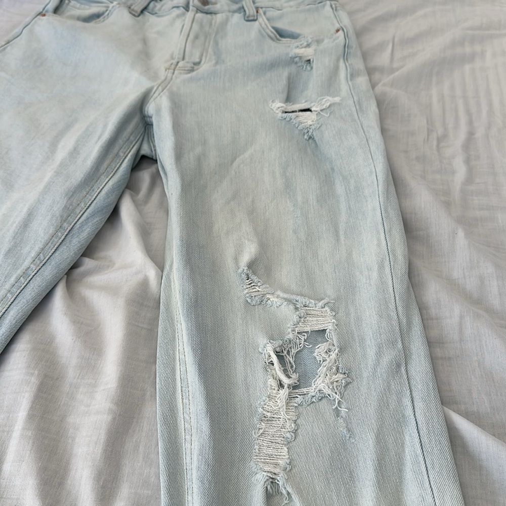 High Rise Light Wash Ripped Mom Jean - Picture 3 of 5